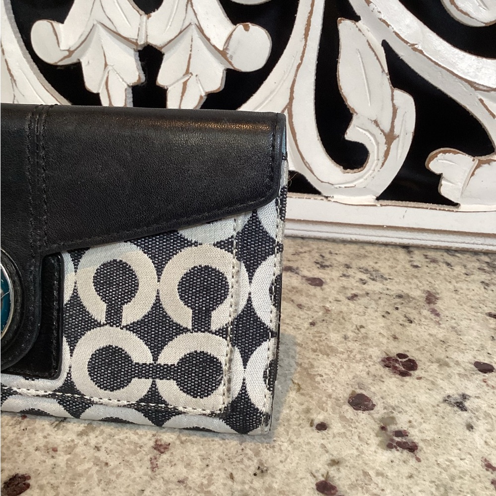 Coach Signature Black Leather Canvas Turn lock Checkbook Wallet - Picture 8 of 9